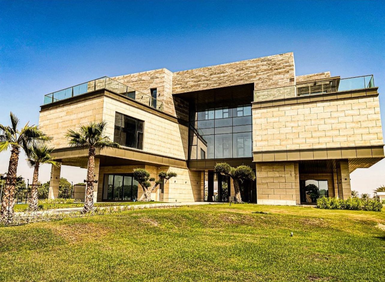 Taweela villa by Maraimeeth General Contracting, Abu Dhabi